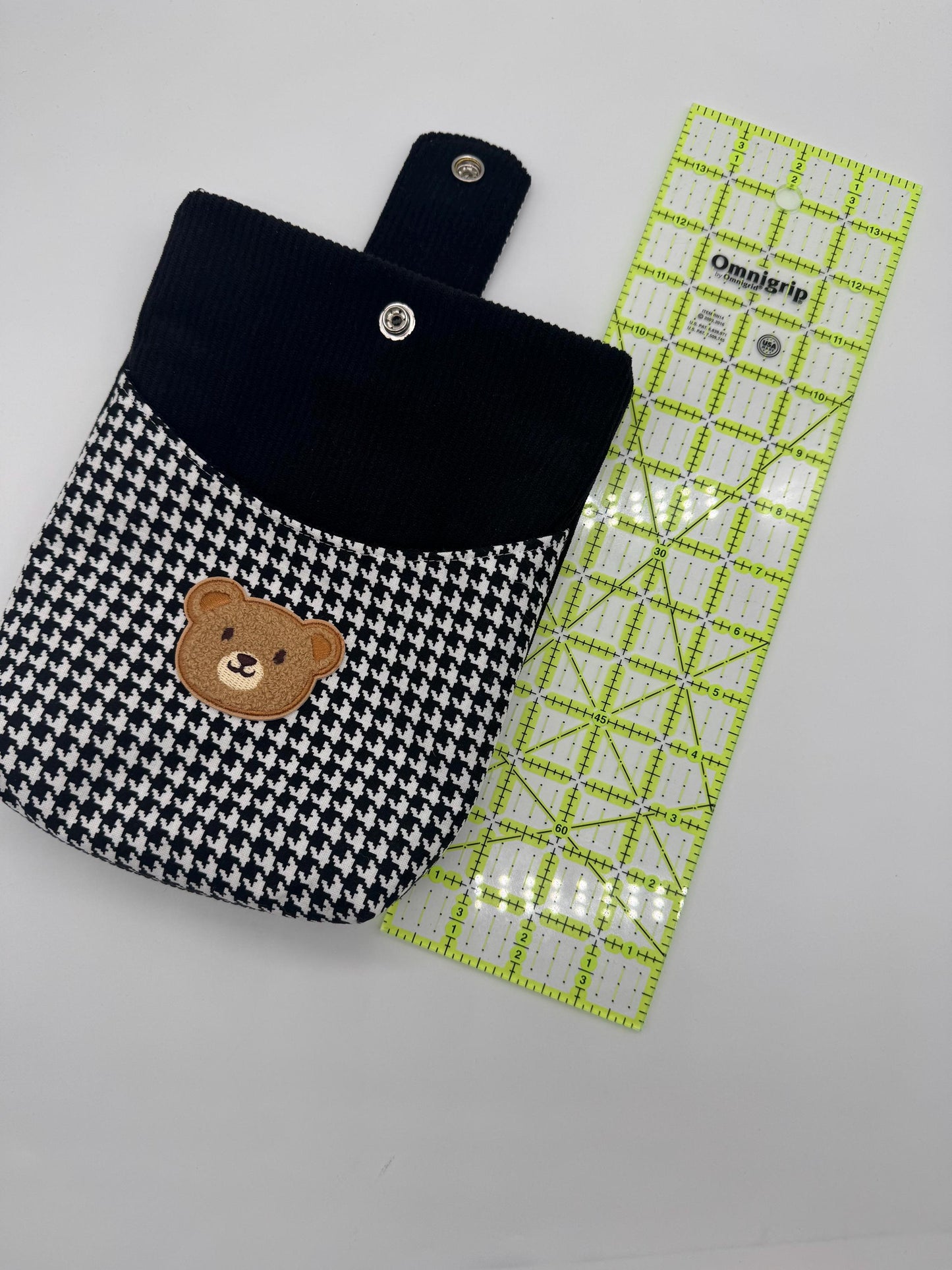 Handmade Kindle Sleeve, Black Corduroy & Houndstooth, Teddy Bear Pocket